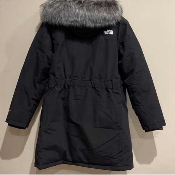 North Face Waterproof 550-Fill-Power Down Parka w Faux Fur XL - Picture 6 of 15